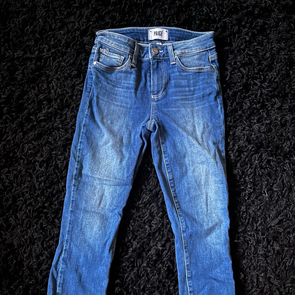 Size 24 Paige Denim Verdugo Crop Jean 25”